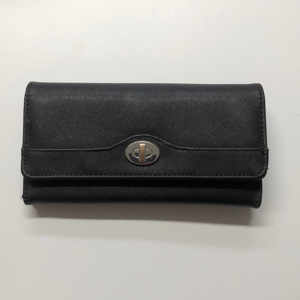 A black wallet